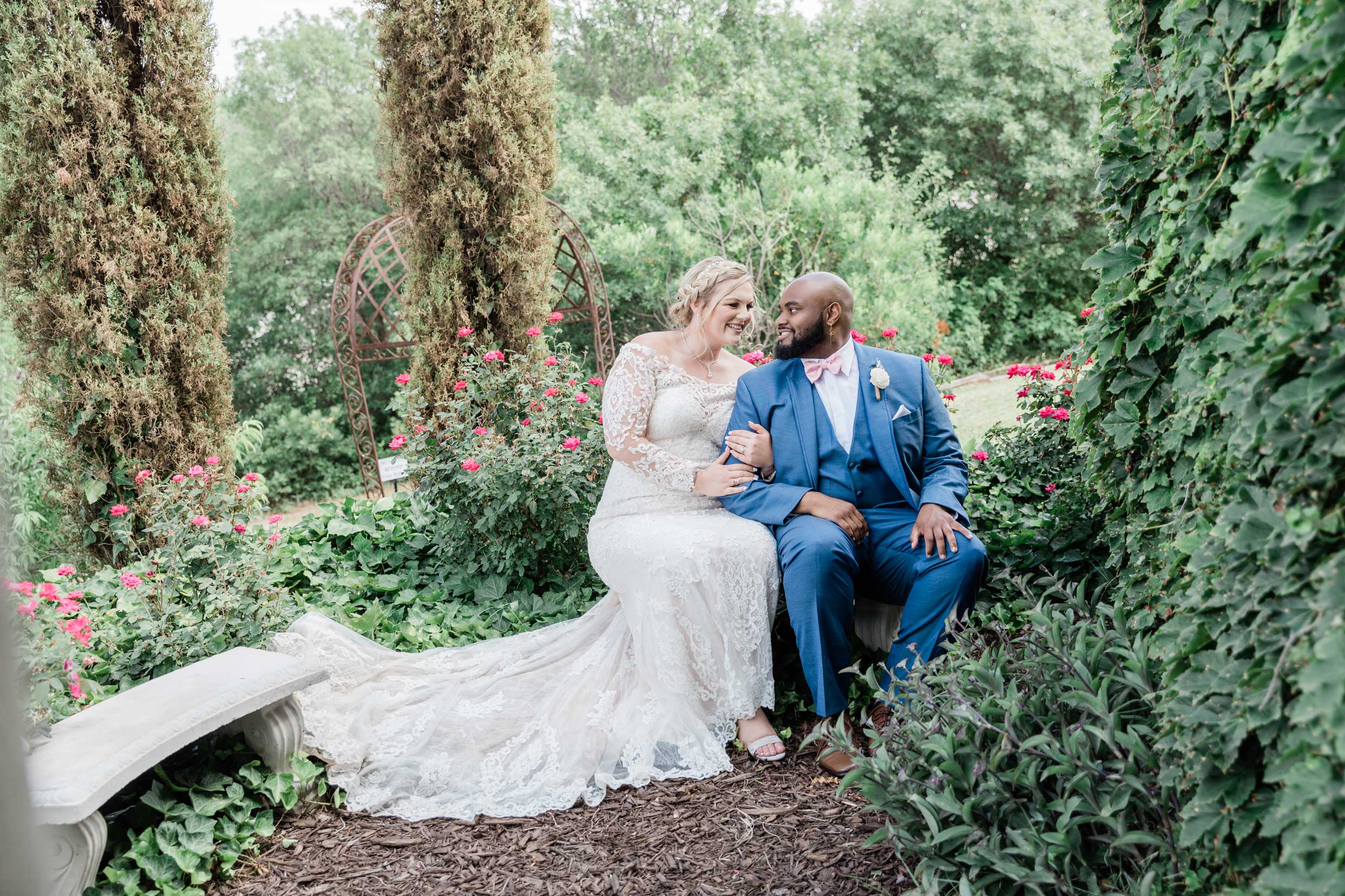 gallery-jennifer-JLGLAMOUR-WEDDING-STONEY-RIDGE-VILLA-AZLE-TEXAS-4