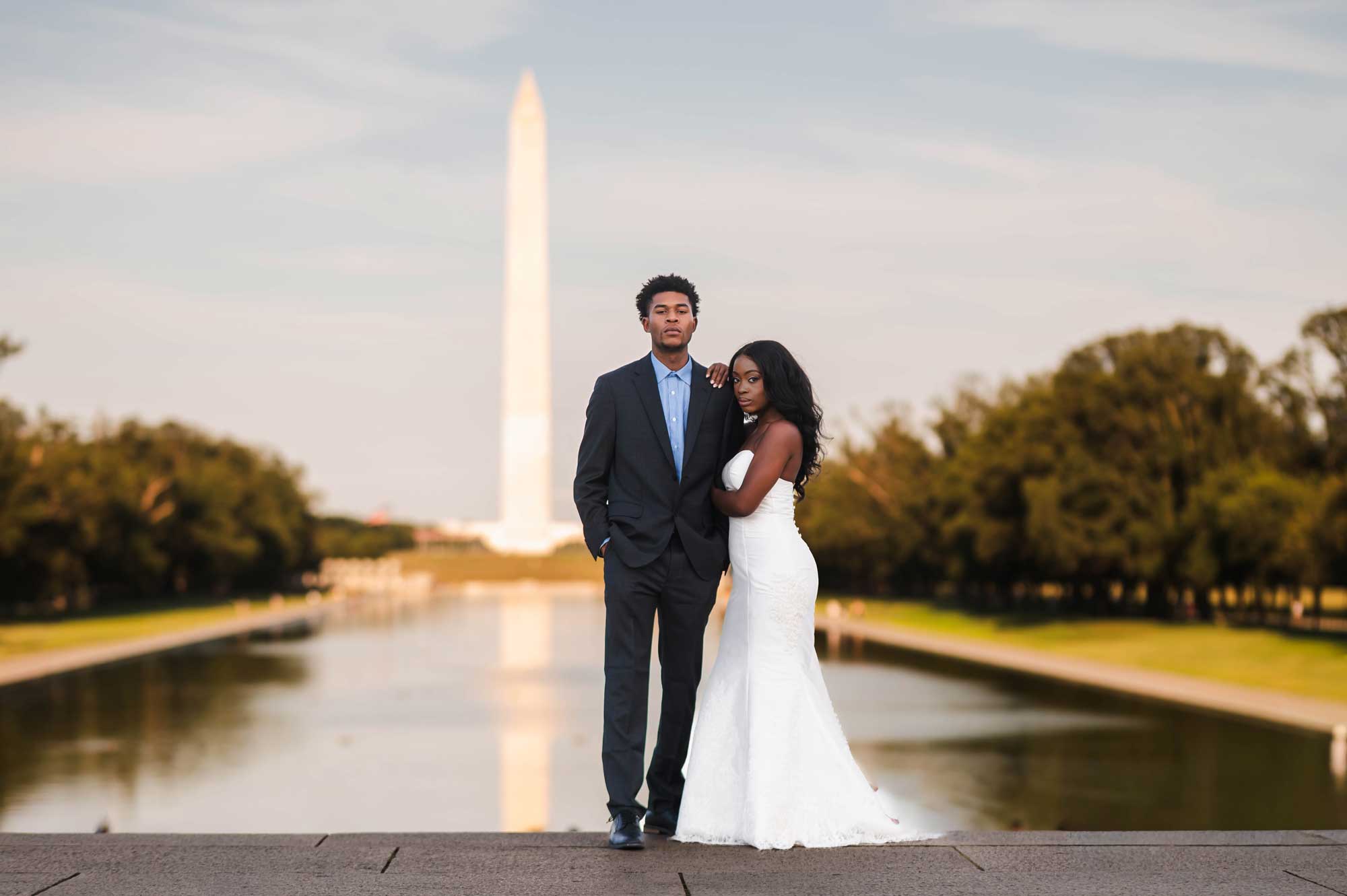 wedding-couple-on-national-mall