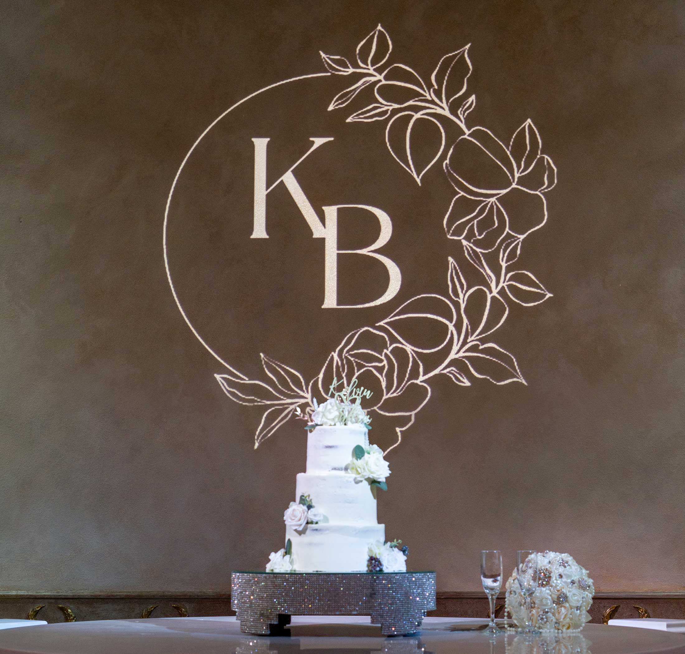 wall-Monogram-with-cake